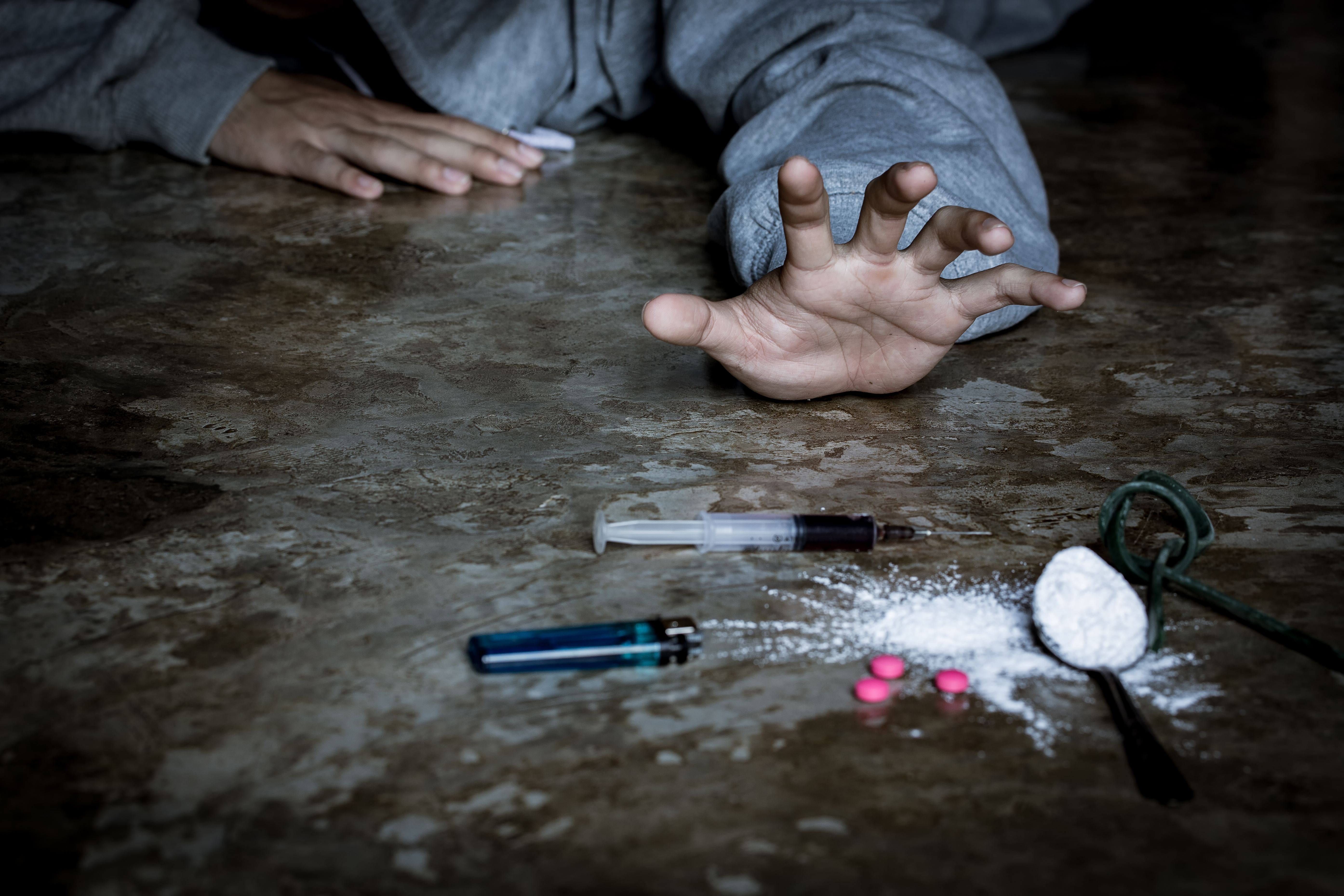 overdose-drug-dealer-prosecuted-death-overdose-needles-pills-opiod-epidemic